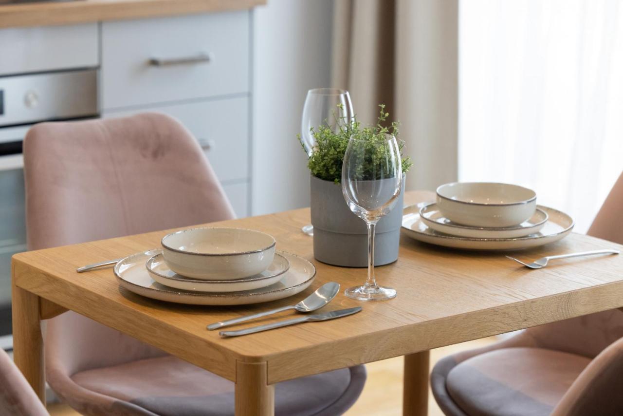 Apartament Z Tarasem W Centrum Swinoujscia By Noclegi Renters 斯维诺乌伊希切 外观 照片